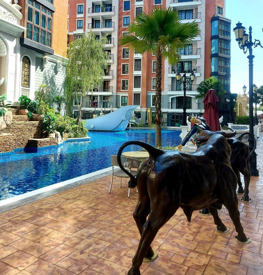 Espana Resort Pattaya Jomtien Екстер'єр фото