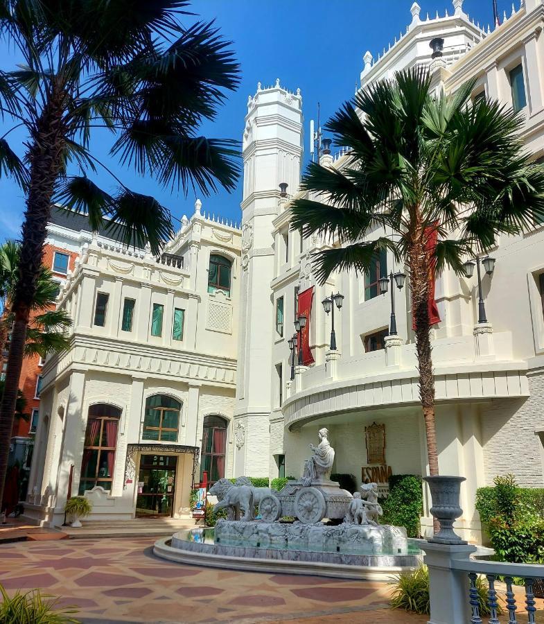 Espana Resort Pattaya Jomtien Екстер'єр фото